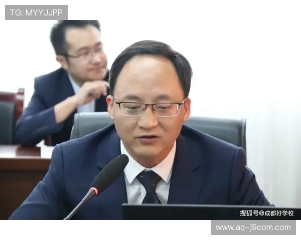 围绕足球教练涉裁判冲突反杀疑云的事件始末深度解析背景与影响全面探讨